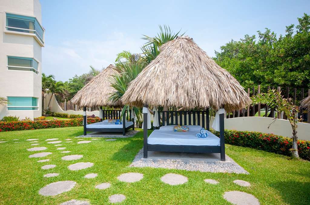 Artisan Playa Esmeralda Family Beach Hotel Playa Chachalacas Exteriör bild